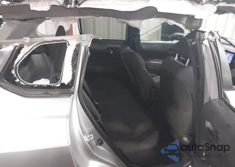 2024 Toyota Corolla Cross Le z USA, uszkodzony, nr VIN 7MUCAAAG2RV073401